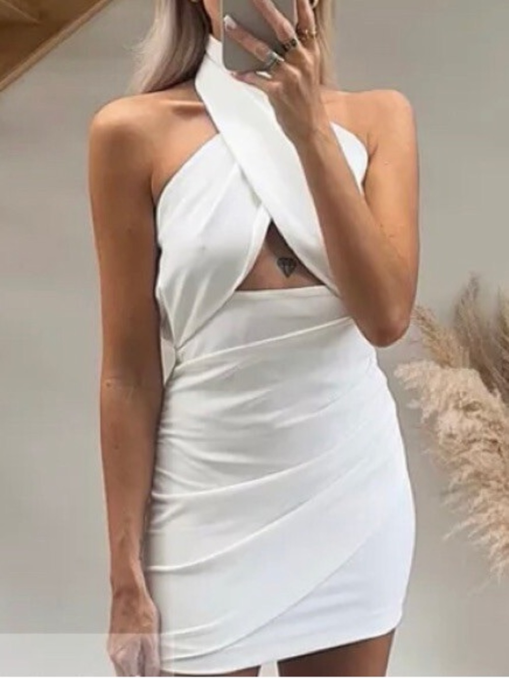 Zara White Cross-Halter Bodycon Dress - Elegant Women's Party Dress